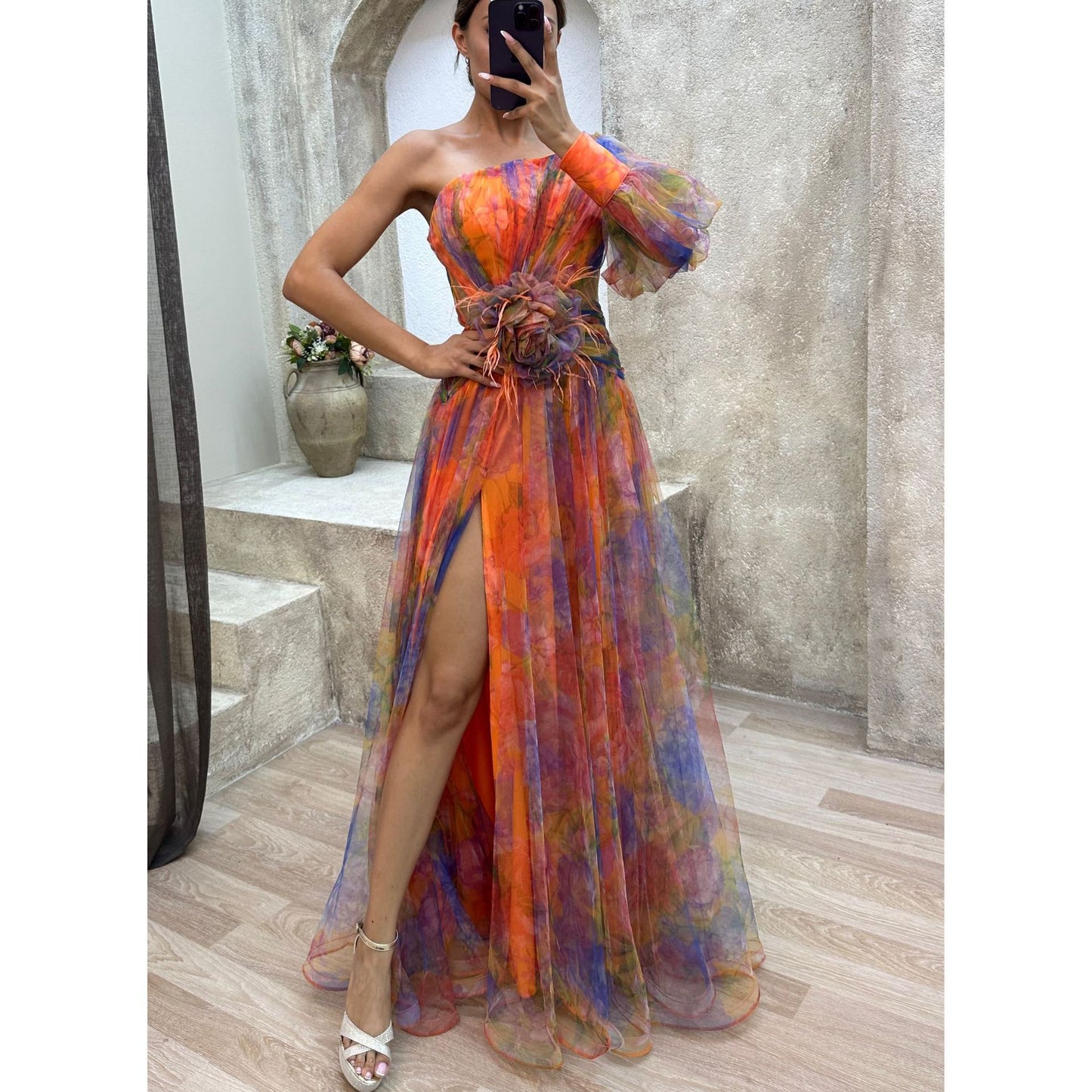 Robe longue élégante asymétrique à une manche