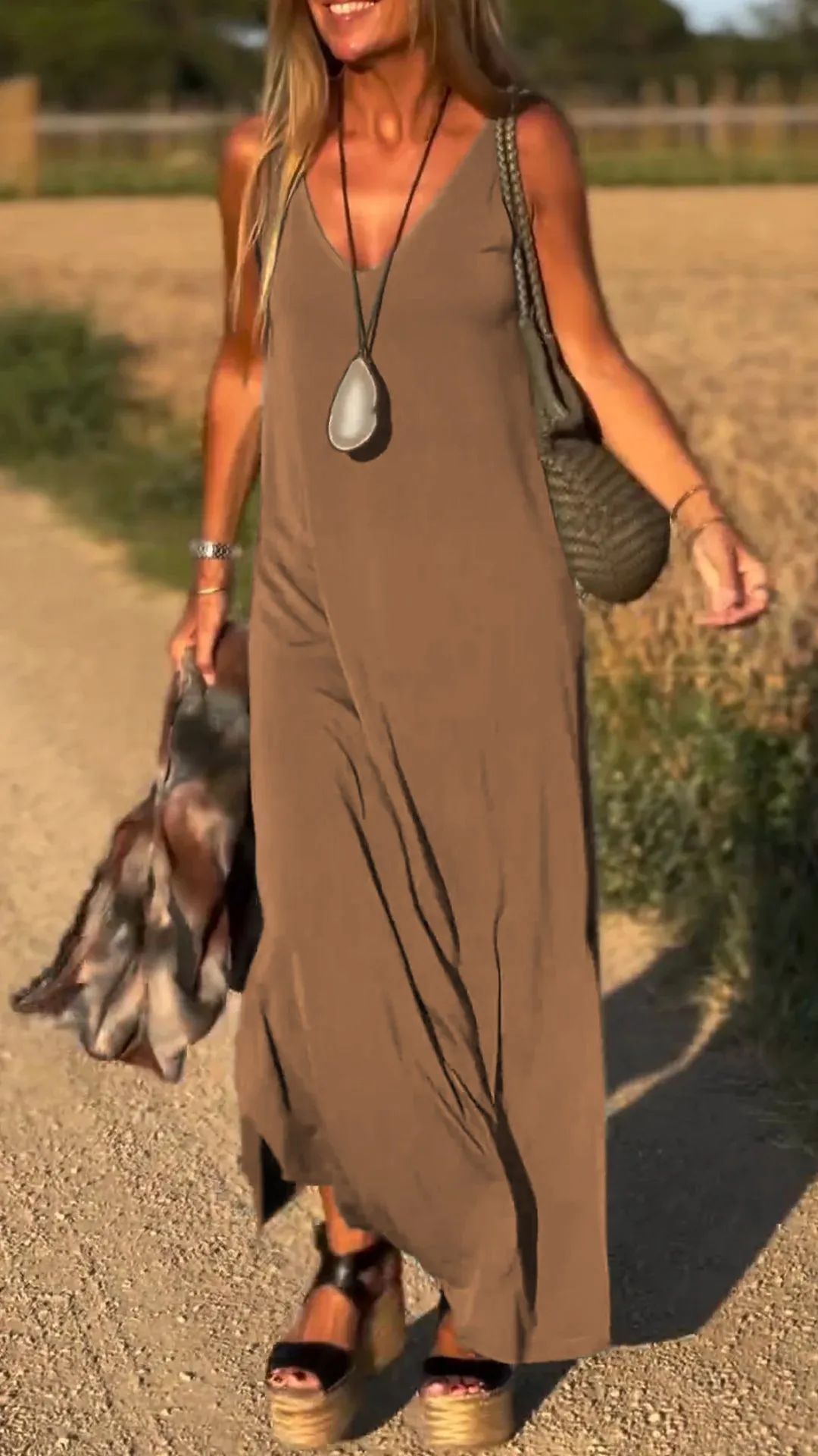 Robe Longue d'Été à Bretelles – Coupe Fluide et Décontractée
