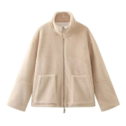 Manteau en laine d'agneau à col roulé pour femmes